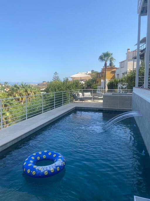 Magnifique A Avec Vue Sur Et Piscine, Jacuzzi, Chauffes, Chauffe Payant Appartement Benalmádena