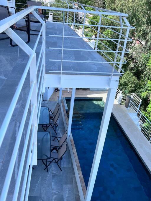 Appartement Magnifique A Avec Vue Sur Et Piscine, Jacuzzi, Chauffes, Chauffe Payant *