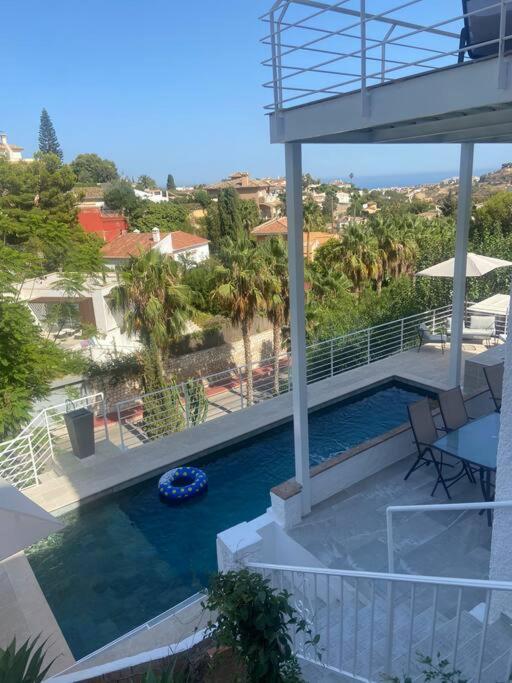 Magnifique A Avec Vue Sur Et Piscine, Jacuzzi, Chauffes, Chauffe Payant Appartement Benalmádena