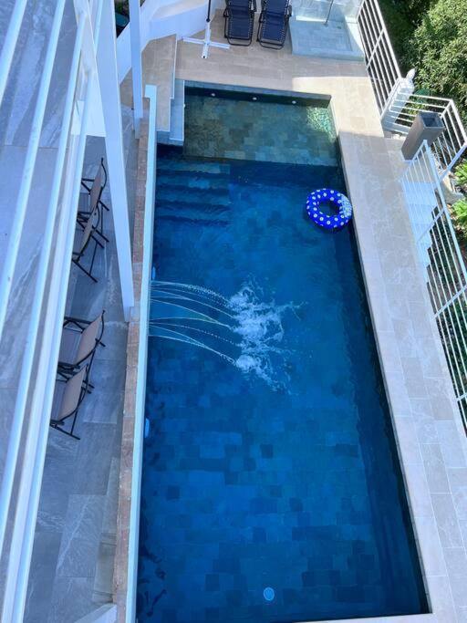 Magnifique A Avec Vue Sur Et Piscine, Jacuzzi, Chauffes, Chauffe Payant Benalmádena