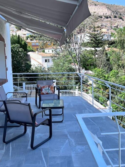 Magnifique A Avec Vue Sur Et Piscine, Jacuzzi, Chauffes, Chauffe Payant Appartement *